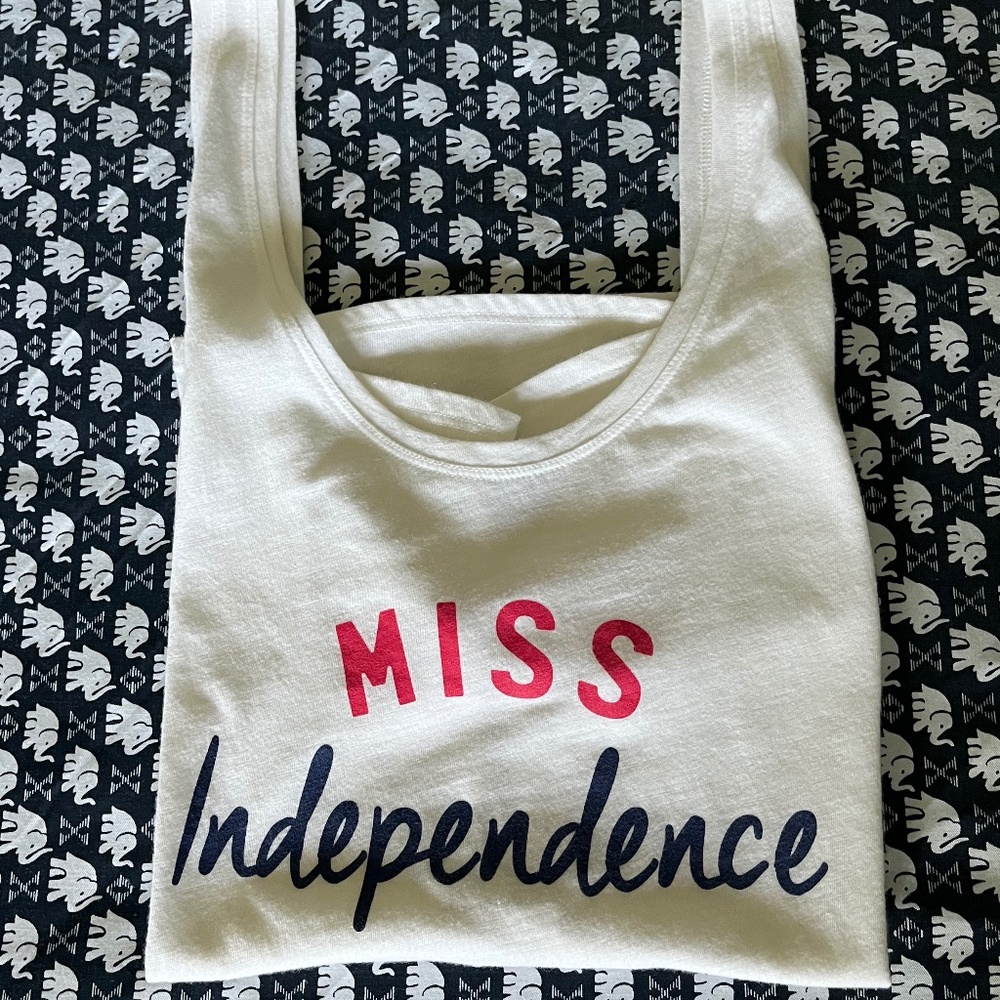 Victoria Secret 4th of July Independence Day T-Shirt / Beach Coverup Size LG